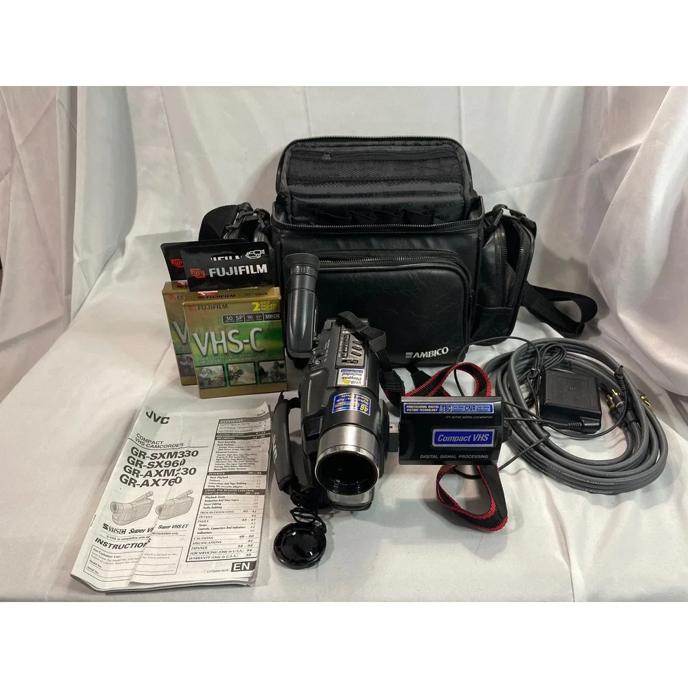 JVC GR-AXM230 Compact VHS Camcorder Bundle with Bag Manual and Fujifilm‎ TESTED